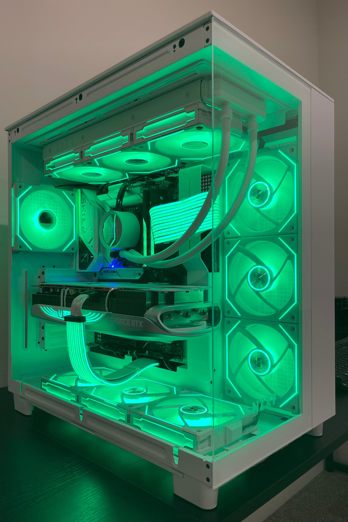 WHITE RTX 4090 CUSTOM BUILT GAMING PC - i9 14900K 64GB DDR5 4TB SSD Z790