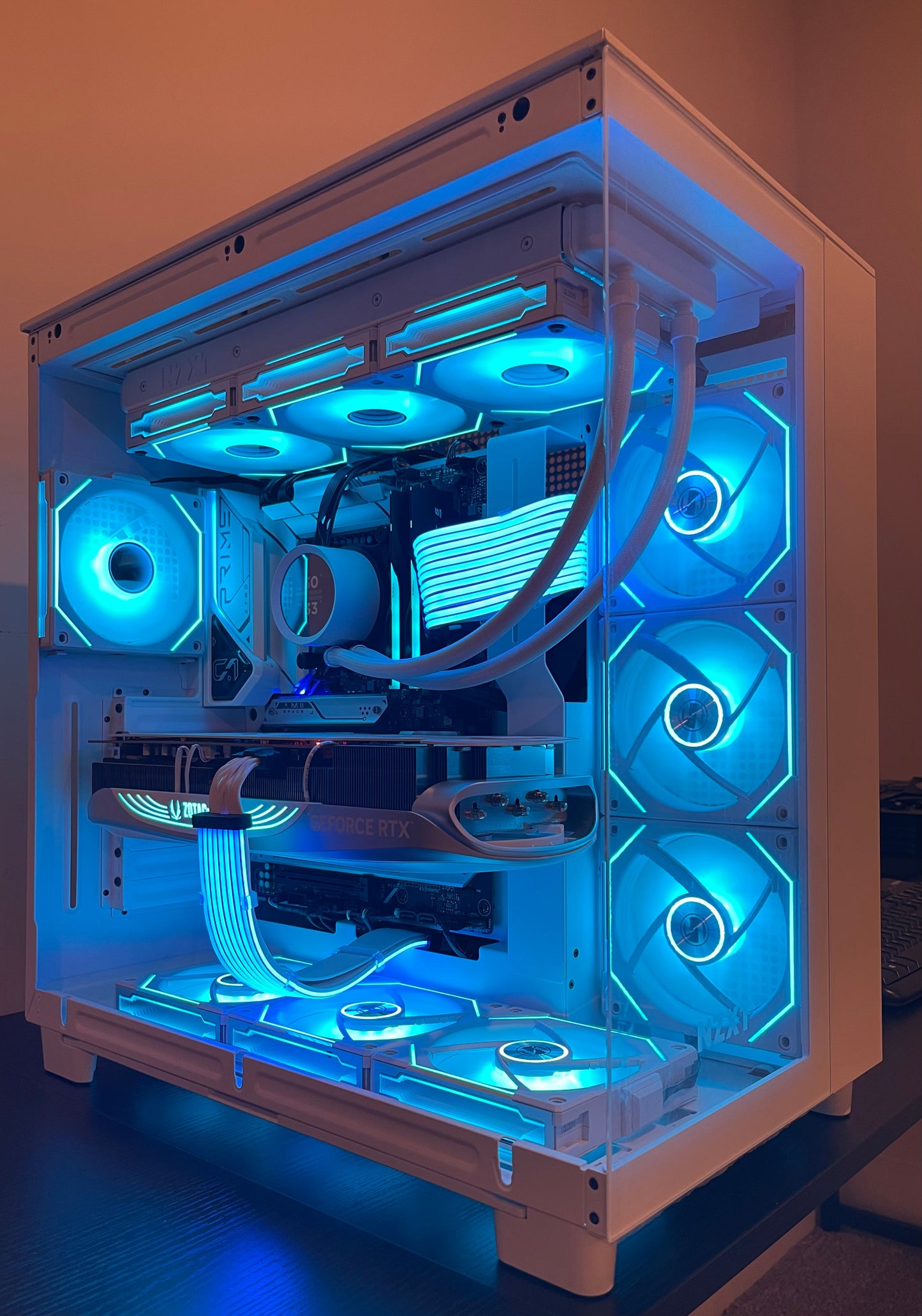 WHITE RTX 4090 CUSTOM BUILT GAMING PC - i9 14900K 64GB DDR5 4TB SSD Z790