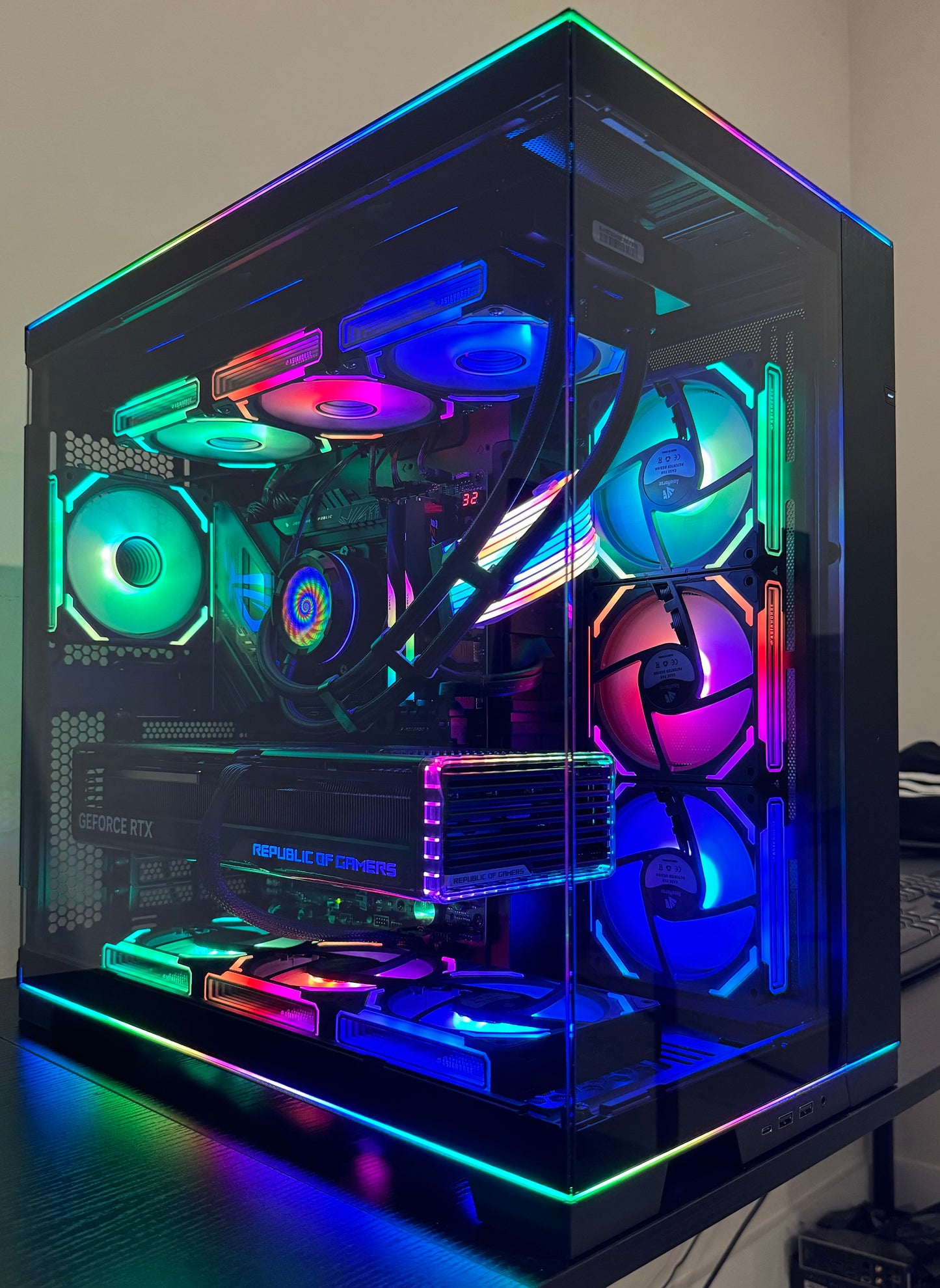 RTX 4090 CUSTOM BUILT GAMING PC - RYZEN 9 7950X3D 32GB DDR5 2TB SSD