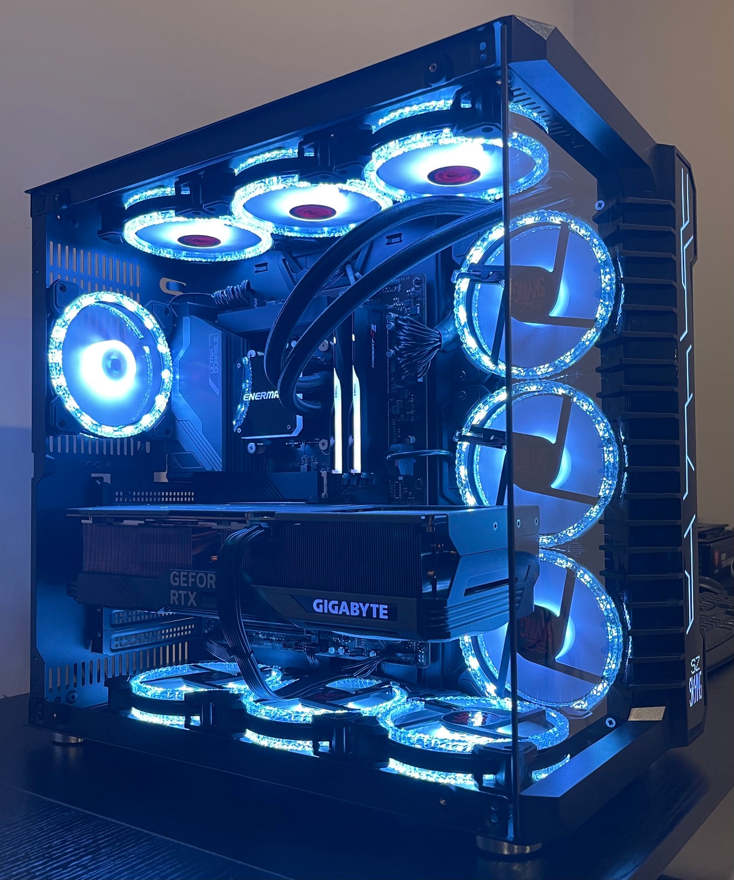 RTX 4090 Custom Built Gaming PC RYZEN 9 7900X 32GB RAM 2TB NVME SSD WiFi