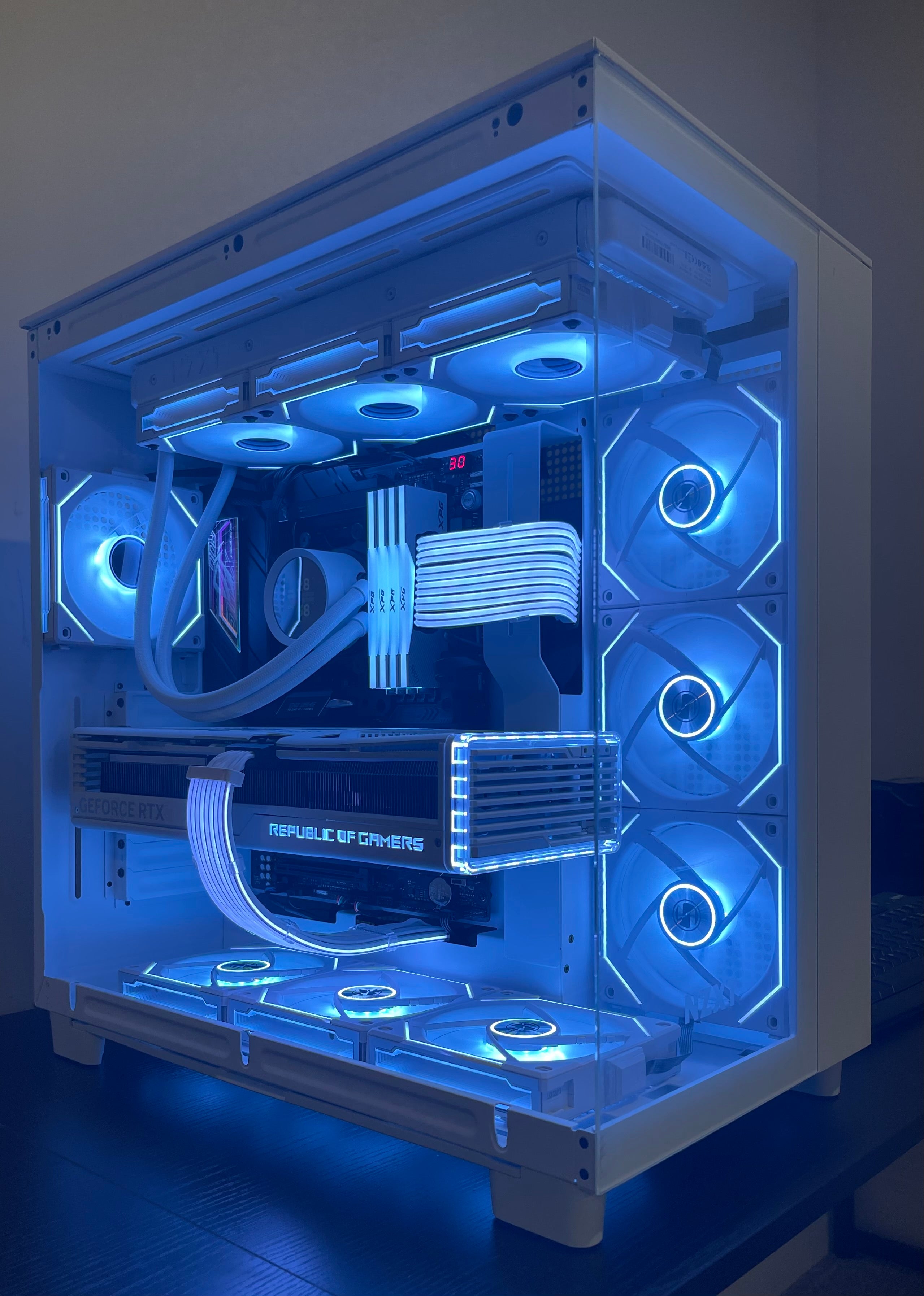 WHITE RTX 4090 CUSTOM BUILT GAMING PC - i9 13900K 64GB DDR5 4TB SSD Z7 –  Dan's Custom Built Gaming Beasts