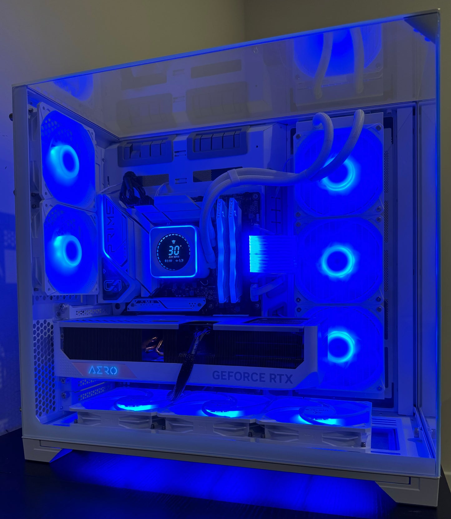 RTX 40 SUPER CUSTOM BUILT GAMING PC RYZEN 7800X3D 32GB DDR5 RAM 2TB SSD WiFi 6 VR WHITE BUILD