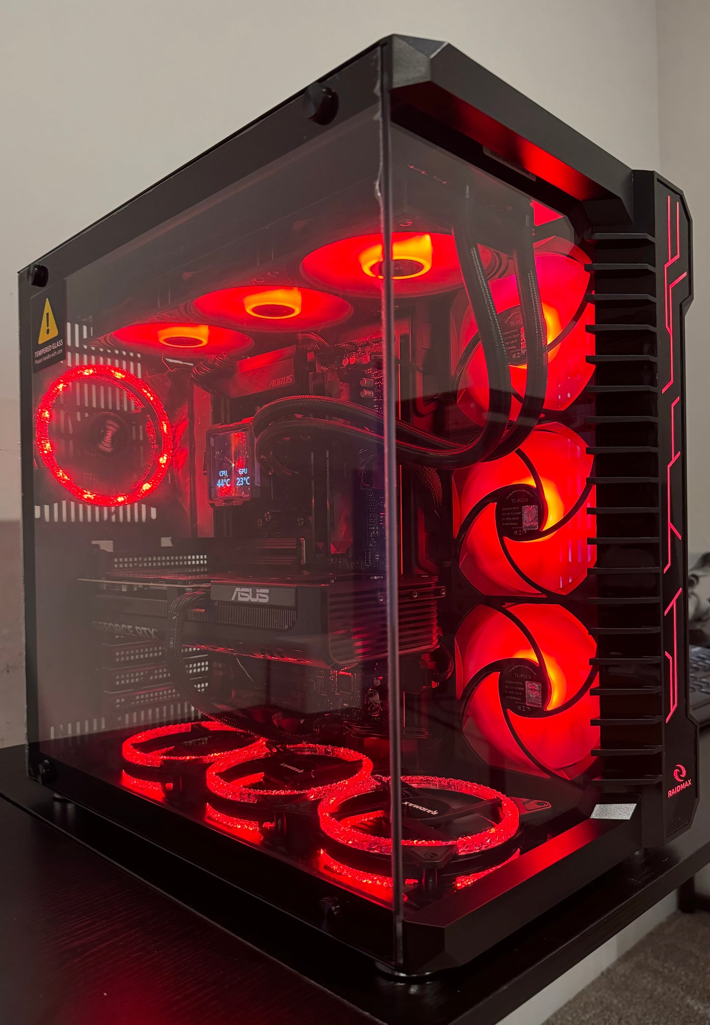 CUSTOM BUILT RTX 5070 GAMING PC RYZEN 7 9700X 32GB RAM 2TB SSD WiFI RGB VR