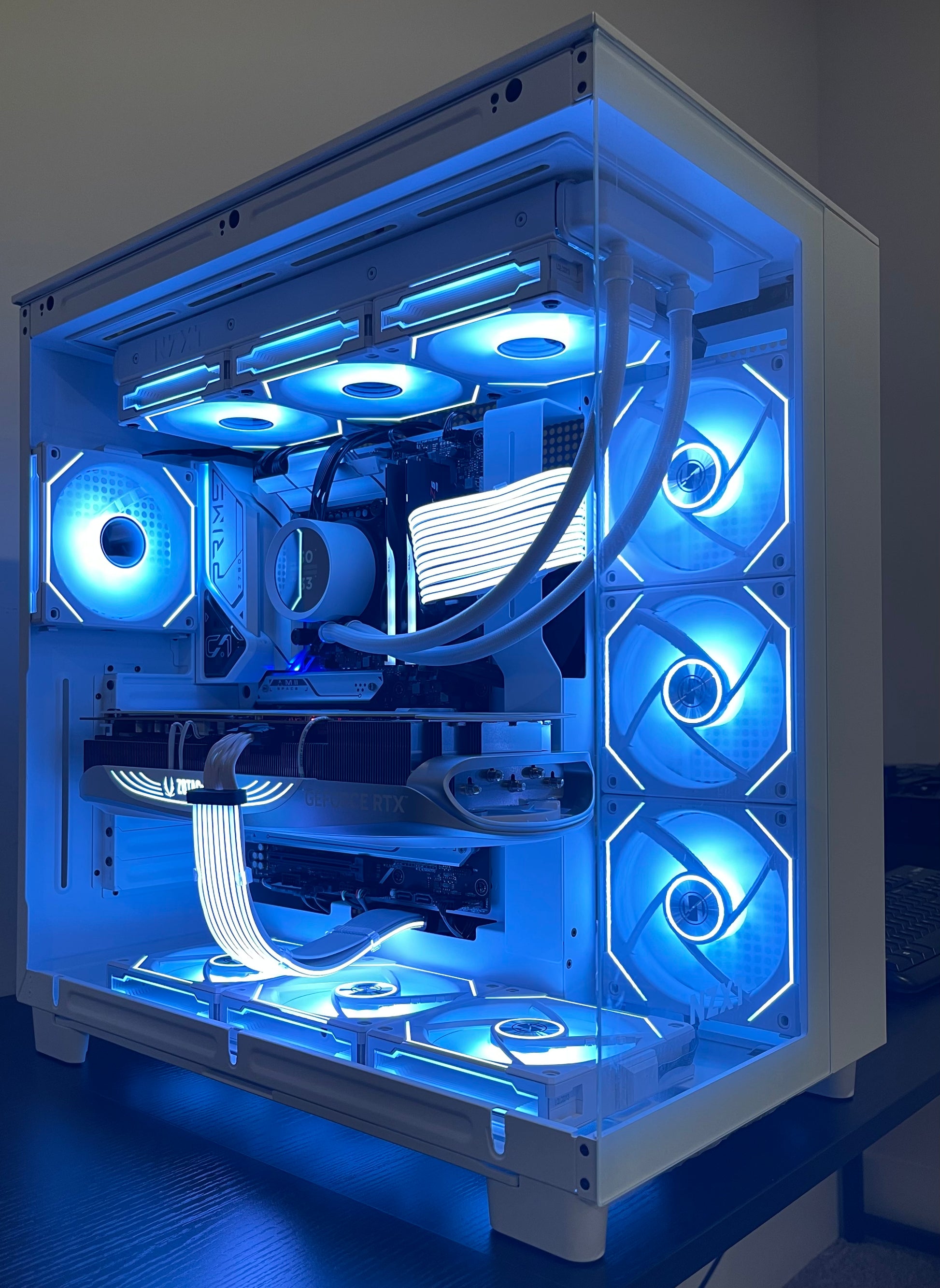 WHITE RTX 4090 CUSTOM BUILT GAMING PC - i9 13900K 64GB DDR5 4TB SSD Z7 –  Dan's Custom Built Gaming Beasts